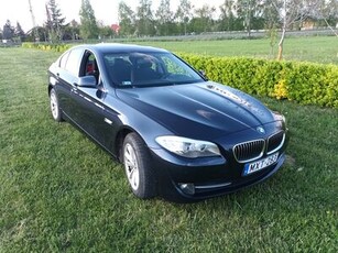 BMW 523