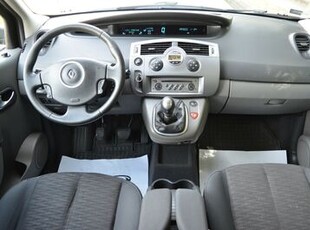 RENAULT GRAND-SCENIC