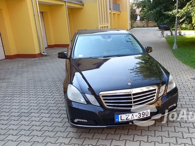 MERCEDES-BENZ E-osztály