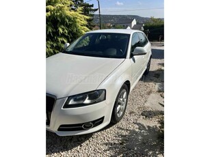 AUDI A3 1.6 TDI Attraction S-tronic DPF