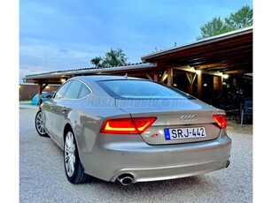 AUDI A7 Sportback 3.0 V6 TFSI quattro S-tronic [5 személy]