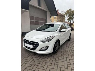 HYUNDAI I30 1.6 CRDi LP Business Trend Blue