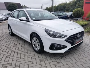 HYUNDAI I30 1.6 CRDi LP Life Magyar-Sz.könyv-KM GARANCIA