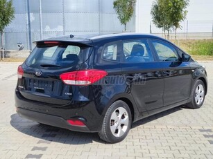 KIA CARENS 1.7 CRDI EX [7 személy] HIBÁTLAN!