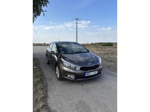 KIA CEE'D 1.6 CRDI EX (Automata)