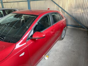 KIA CEE'D Ceed 1.4 MPI Gold