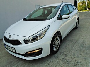 KIA CEE'D SW 1.6 CRDI EX Limited VÉGIG MAGYAR-VÉGIG SZERVIZELT-KITŰNŐ ÁLLAPOT!!!GARANCIA!