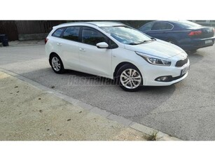 KIA CEE'D SW 1.6 GDI LX Exclusive Magyar 1 Tulaj Sérülésmentes Újszerű