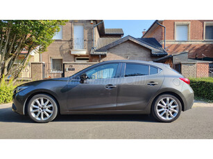 MAZDA 3 Sport 2.0 Revolution