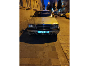 MERCEDES-BENZ C 180 Classic