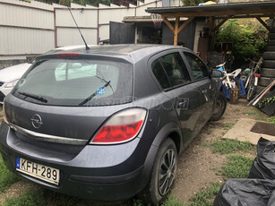 OPEL ASTRA H 1.4 Elegance