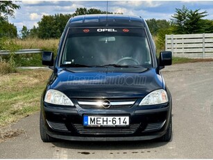 OPEL COMBO Tour 1.3 CDTI Cosmo