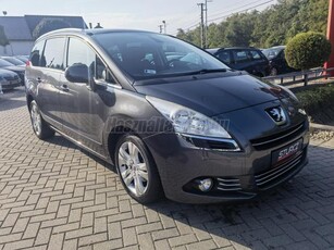 PEUGEOT 5008 1.6 e-HDi Allure 2TR (7 személyes ) Panorámatető-DVD-Fejtámlamonitor-Állófűtés