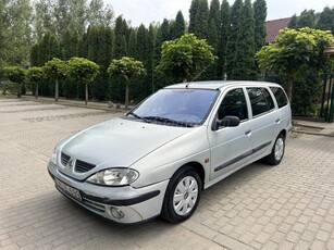 RENAULT MEGANE 1.4 16V Alize