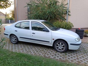 RENAULT MEGANE 1.4 16V RT