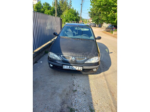 RENAULT MEGANE 1.6 16V Alize