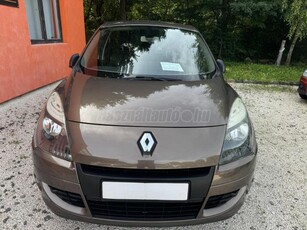 RENAULT SCENIC Grand Scénic 1.4 TCe TomTom !! NAVI !! ELŐL HÁTUL TOLATÓ RADAR !! VONÓHOROG !!TEMPOMAT !! ALU KERÉK !! FRISS