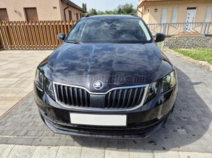 SKODA OCTAVIA Combi 2.0 CR TDI Ambition DSG6