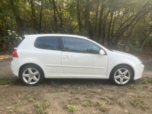 VOLKSWAGEN GOLF V 1.4 TSi Perfekt