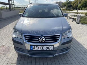 VOLKSWAGEN TOURAN 2.0 Benzin/CNG