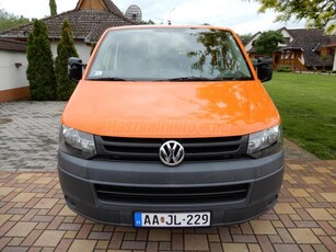 VOLKSWAGEN TRANSPORTER T5 2.0 CR TDI ORIGINÁL 180.000KM.KLÍMA.ROZSDAMENTES.VONÓHOROG.AZONNAL ELVIHETŐ