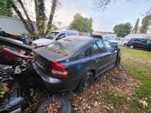 VOLVO S40 1.8 Summum MOTORHIBÁS