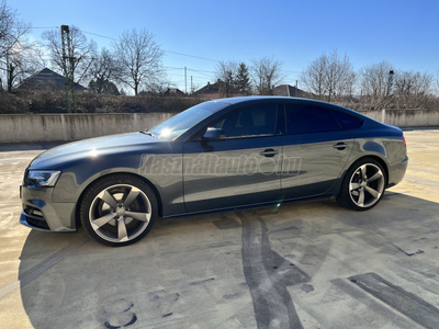 AUDI A5 Sportback 2.0 TDI quattro S-tronic [5 személy] 3X S-line. Black Edition