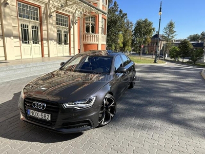 AUDI A6 3.0 V6 TDI DPF quattro Tiptronic ic S Line