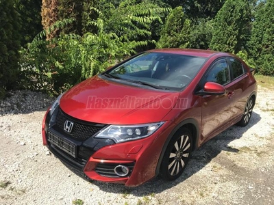 HONDA CIVIC 1.8 Lifestyle ADAS Magyarországi. vezetett szervízkönyves