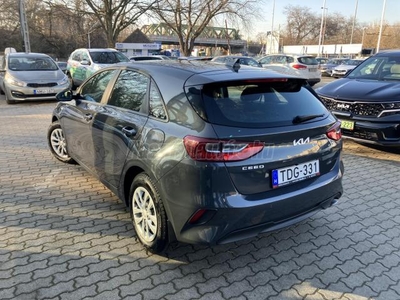 KIA CEE'D Ceed 1.0 T-GDI Silver MY22-es modell. Magyar. Szervizkönyv. Kamera. Áfás