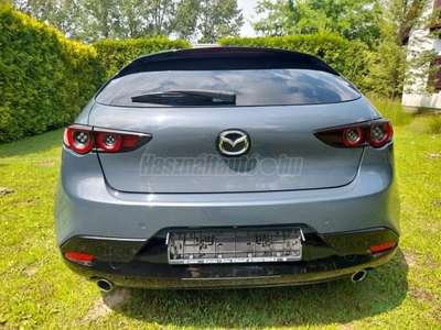 MAZDA 3 Hatchback 2.0 Skyactiv Plus mild hybrid. balesetmentes. kamera. gyári szerviz