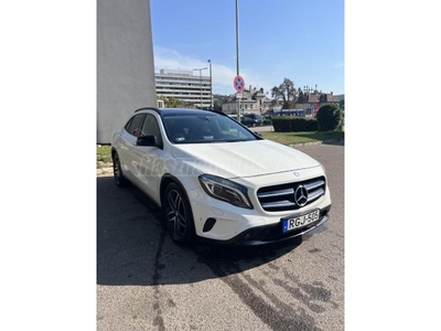 MERCEDES-BENZ GLA 220 CDI d 4Matic 7G-DCT