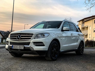 MERCEDES-BENZ ML-OSZTÁLY ML 350 BlueTEC (Automata)