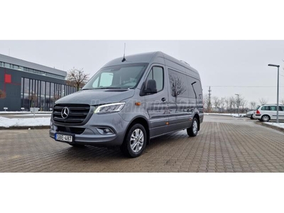 MERCEDES-BENZ SPRINTER 319 CDI Tourer 907.733.13 (Automata) LUXUS VIP FULL EXTRÁS 9 fős Személyautó