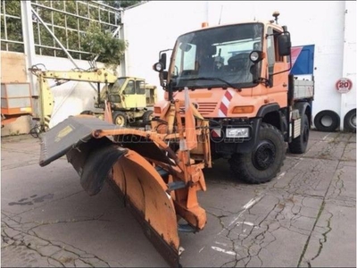 MERCEDES-BENZ UNIMOG U400/ 4x4