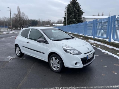 RENAULT CLIO Société 1.5 dCi