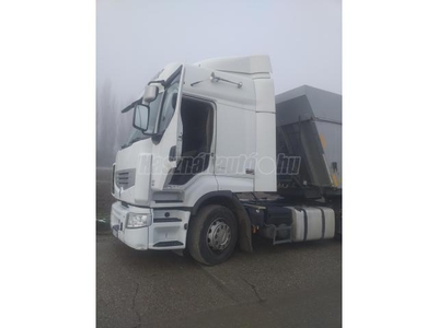 RENAULT Premium