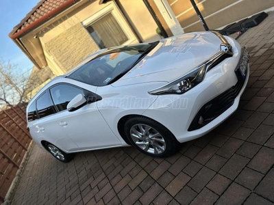 TOYOTA AURIS Touring Sports 1.6 Active Comfort