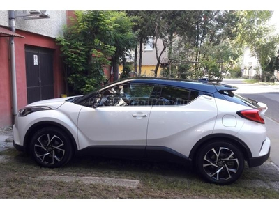 TOYOTA C-HR 1.2T Dynamic Comfort