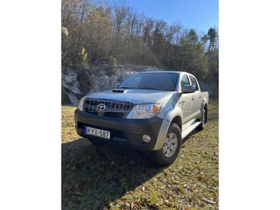 TOYOTA HI LUX Hilux 2.5 D-4D 4x4 Double Comfort