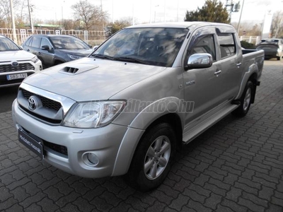 TOYOTA HI LUX Hilux 3.0 D-4D 4x4 Double SR+ (Automata)