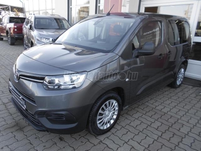 TOYOTA PROACE City Verso 1.2T Combi L1H1 [7 személy]