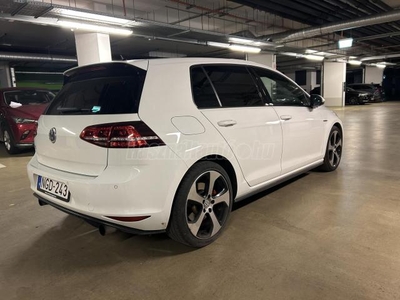 VOLKSWAGEN GOLF VII 2.0 TSI BMT GTI