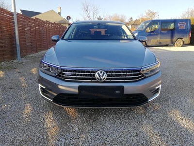 VOLKSWAGEN PASSAT VIII Variant 1.4 TSI GTE Plug-In-Hybrid DSG ÜLÉSFŰTÉS.NAVIGÁCIÓ-TEMPÓMAT-LED