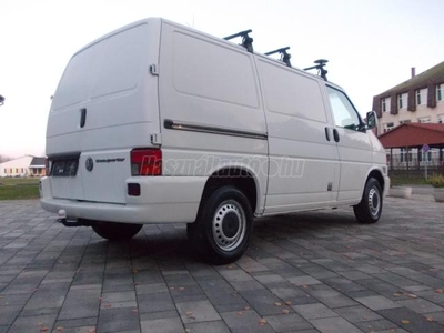 VOLKSWAGEN TRANSPORTER T4 2.5 7DH 1T2 KLÍMÁS.226.000KM SZÉP ÁLLAPOTBAN .HOROG.TETŐ CSOMAGTARTÓ