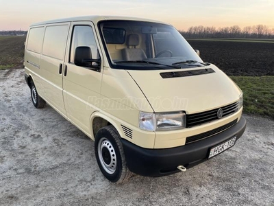 VOLKSWAGEN TRANSPORTER T4 2.5 Trans Van