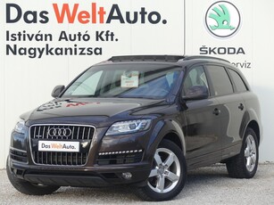 Audi Q7
3.0 V6 TDI DPF quattro tiptronic