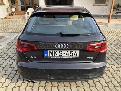 AUDI A3 1.4 TFSI Attraction s-line