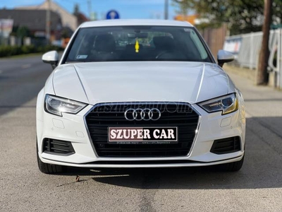 AUDI A3 Limousine 1.4 TFSI CoD Design HUNGARY MAGYARORSZÁGI! 1. TULAJ! PORSCHE BUDÁNÁL VÉGIG SZERVIZELT!