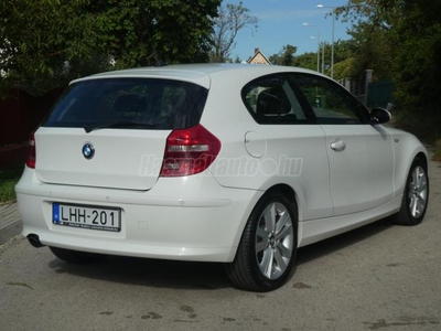 BMW 123d (Automata) MAGYARORSZÁGI. SZERVIZKÖNYVES!